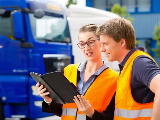 Bild: Modernes Wartungsmanagement für die Logistikbranche