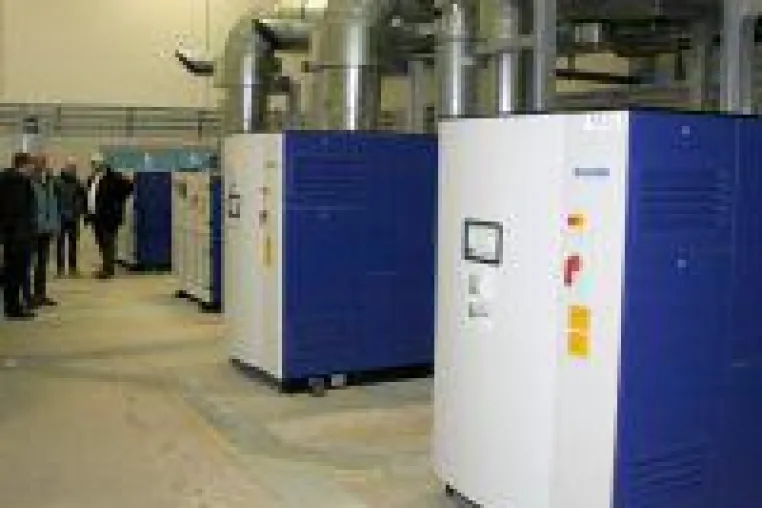 Bild: Zentralkläranlage Chemnitz: Erfolgreiche Abnahme von vier Sulzer Turboverdichtern