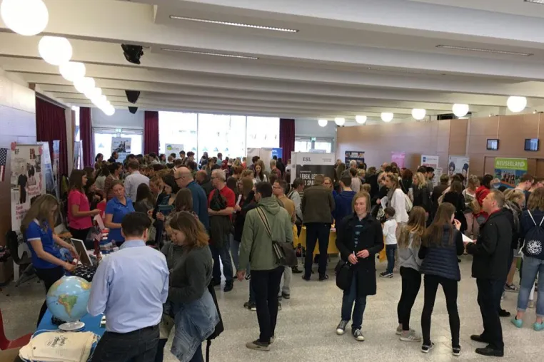 Schule, Reisen, Lernen, Leben weltweit - JugendBildungsmesse Leipzig präsentiert Auslandsprogramme Bild: Schule, Reisen, Lernen, Leben weltweit - JugendBildungsmesse Leipzig präsentiert Auslandsprogramme