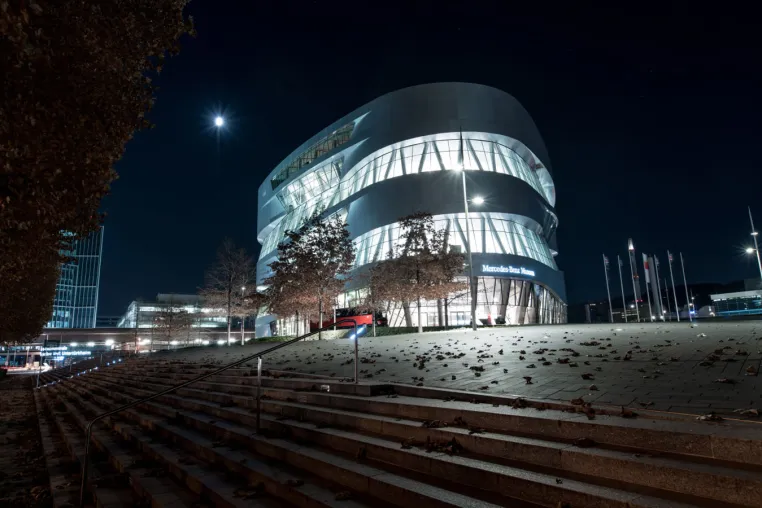 Bild: Mercedes-Benz Museum neu in Szene gesetzt