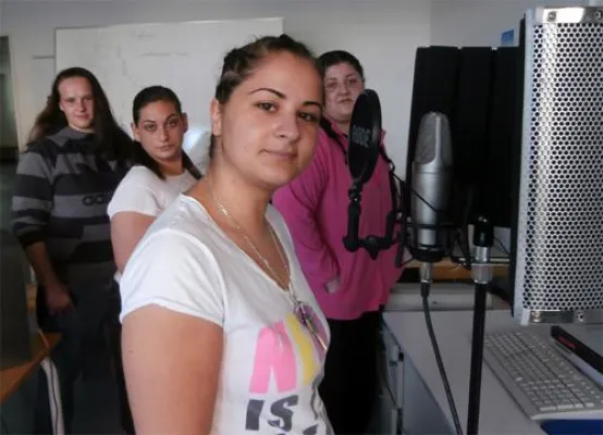 Bild: Rap Workshop im Frauenvollzug der JVA Frankfurt III begeistert alle Beteiligten