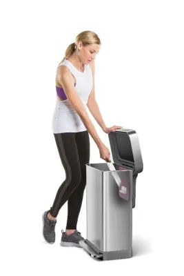 Bild: One, Two, Step - simplehuman lädt zum Tanz!