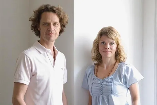 Bild: Durchblick in der Yogawelt