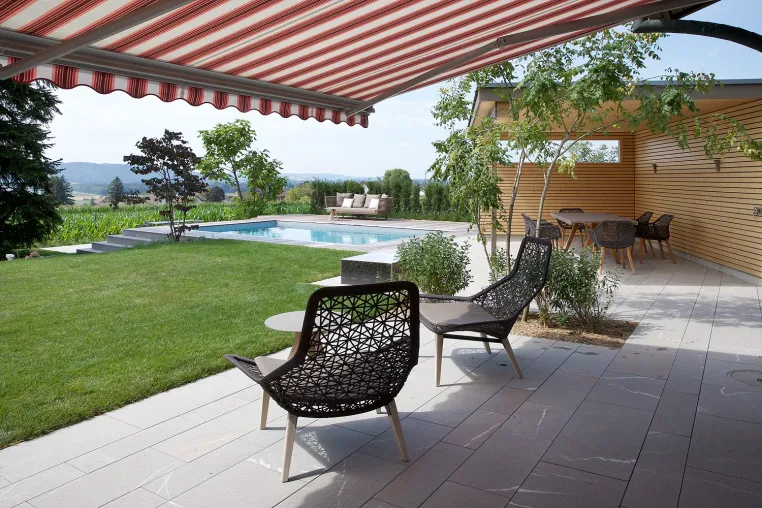 Privater Pool: Feriengefühl, das bleibt Bild: Privater Pool: Feriengefühl, das bleibt