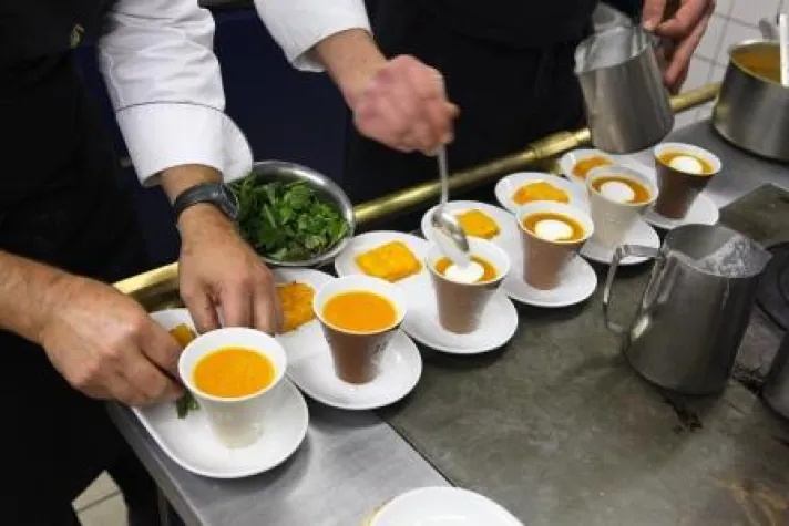 Stark ohne Stärke Bild: Stark ohne Stärke