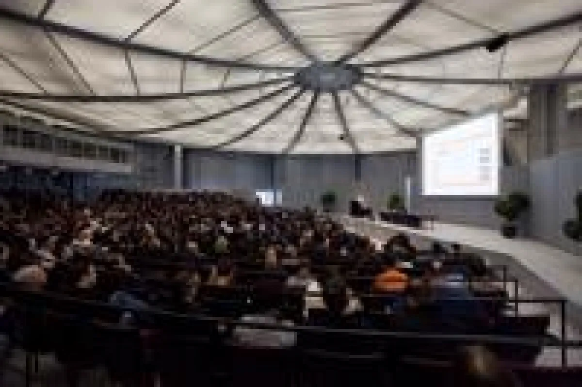 Das ConventionCamp ist ein einzigartiges Crossover aus Fachkongress und Un-Konferenz zur digitalen Zukunft.