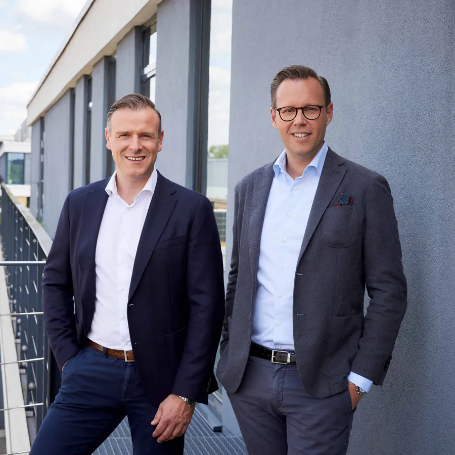 Geschäftsführende Gesellschafter Tobias Bailer und Marc Sontowski (v. l. n. r.) (© pension solutions group)