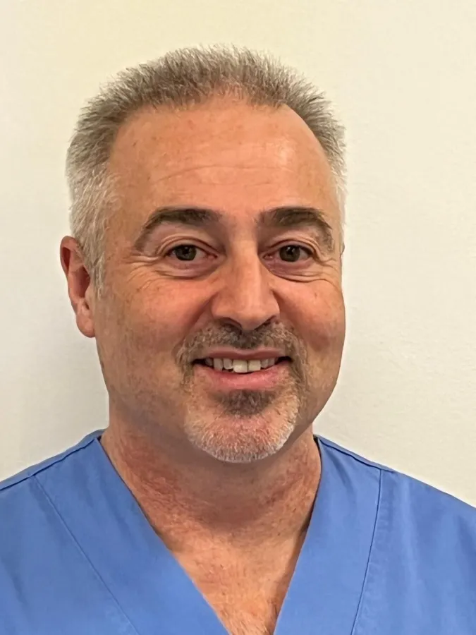 Der renommierte Komplementärmediziner Dr. Bruno Anderes (© privat)