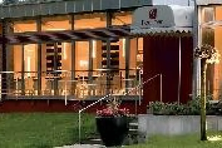 Bild: Neueröffnung im Mai 2009 - Design-Hotel Rosenmeer hebt Mönchengladbach auf Weltklasse-Niveau