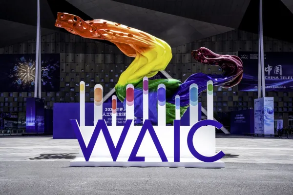 Bild: Beschleunigung der Entwicklung der automobilen verkörperten Intelligenz