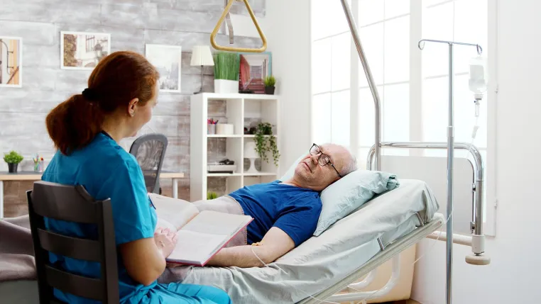 Warum ist es lohnenswert zum Intensivpflegedienst zu wechseln? Bild: Warum ist es lohnenswert zum Intensivpflegedienst zu wechseln?