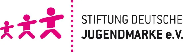Bild: Preisübergabe zum Förderpreis „Bildung und Briefmarke“