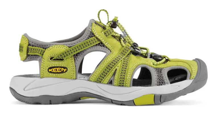 KEEN Outdoor Lifestyle - Fröhlich bunte Wasserspiele mit der "Willow" Bild: KEEN Outdoor Lifestyle - Fröhlich bunte Wasserspiele mit der "Willow"