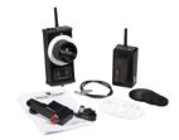 Bild: PURE4C vertreibt ab sofort komplett drahtlose Schärfenzieheinrichtung von Hocus Products für SLR/DSLR Kameras