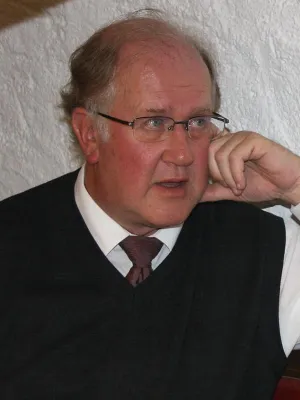 Bild: [[»Hervorragend ausgebildete junge Theologen/innen und Sozialarbeiter/innen«]]