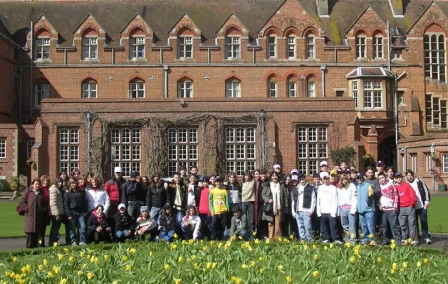 Bild: Englischlernen in den Sommerferien - Neues Schüler-Sprachcamp in Oxford