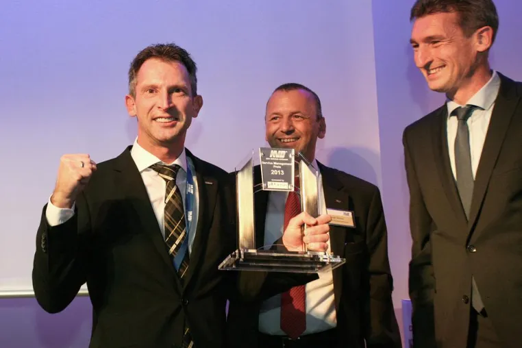 Bild: Alfred Kärcher GmbH & Co. KG gewinnt Service-Management-Preis 2013 des KVD