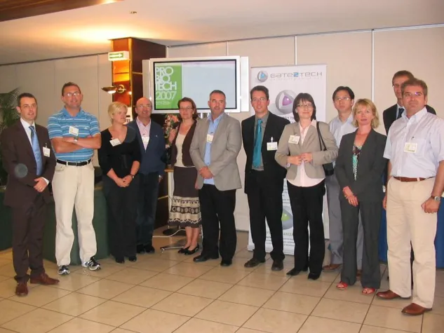 Bild: Schnittstelle zwischen Industrie und Biotechnologien