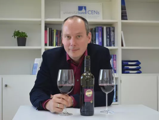 Why expensive wine appears to taste better Bild: Why expensive wine appears to taste better