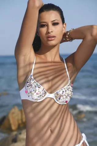 Bild: Seidenland.de erweitert das Sortiment um Luxus-Bademode