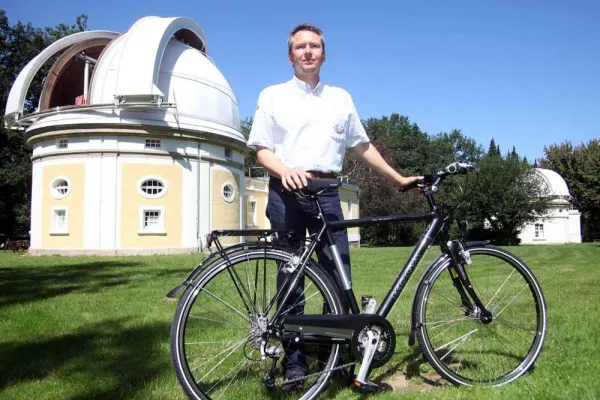 Bild: Spendenaktion mit Gewinnoption für die Hamburger Sternwarte