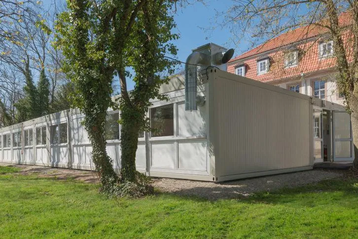 Klinikräume geliefert: ELA Container im medizinischen Bereich Bild: Klinikräume geliefert: ELA Container im medizinischen Bereich