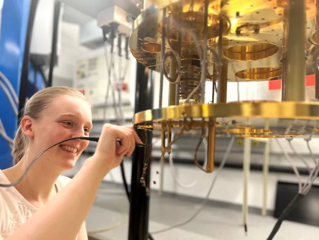 Bild: Katzen schlafen am liebsten auf der linken Seite