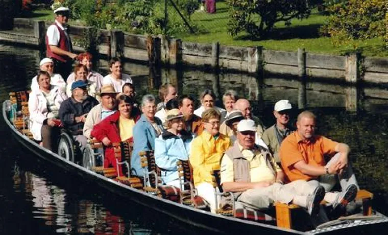 Wenn der Rolli mitreist, bleibt das Handicap zu Hause Bild: Wenn der Rolli mitreist, bleibt das Handicap zu Hause