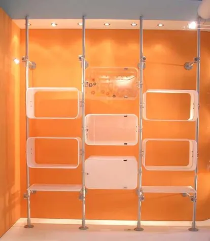 Bild: Trendiges Ladenbausystem FluoShop aus Acrylglas bei label4friends.de