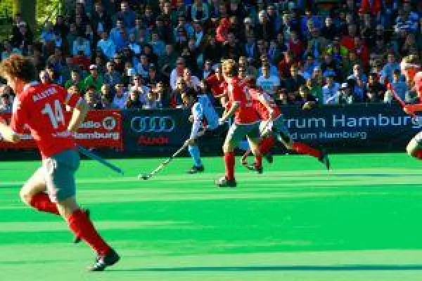 Hockey-Event „DasDuell“ zugunsten der DKMS jetzt auch in Bremen Bild: Hockey-Event „DasDuell“ zugunsten der DKMS jetzt auch in Bremen