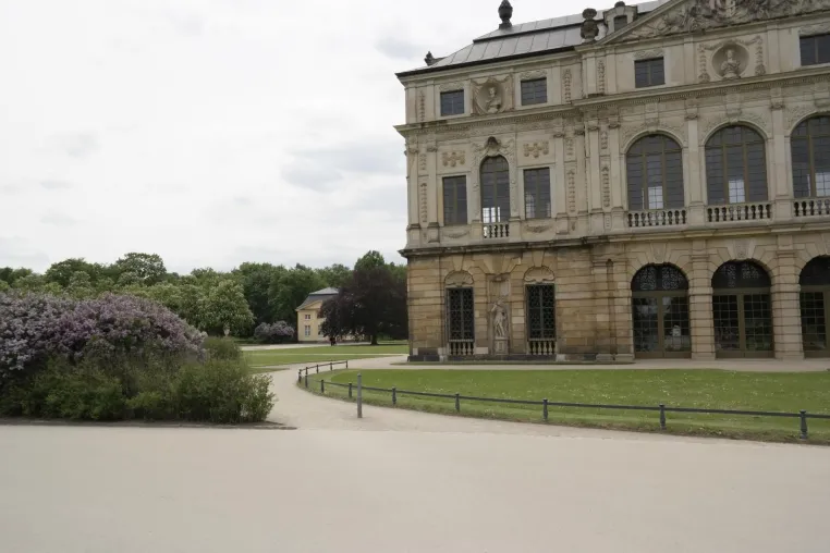 Vielseitig einsetzbar: Wassergebundene Wegedecke überzeugt vom Großprojekt bis zur Gefällestrecke Bild: Vielseitig einsetzbar: Wassergebundene Wegedecke überzeugt vom Großprojekt bis zur Gefällestrecke