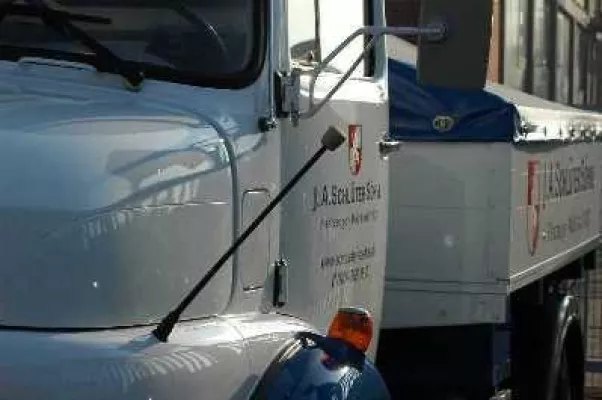 J.A. SCHLÜTER SÖHNE, Mercedes-Benz, ist jetzt Umweltpartner von Hamburg Bild: J.A. SCHLÜTER SÖHNE, Mercedes-Benz, ist jetzt Umweltpartner von Hamburg