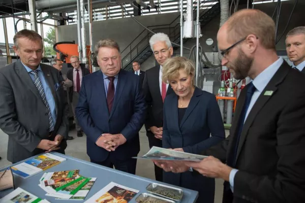Bild: Gute Zusammenarbeit bei Nachwachsenden Rohstoffen zwischen Bayern und Thüringen