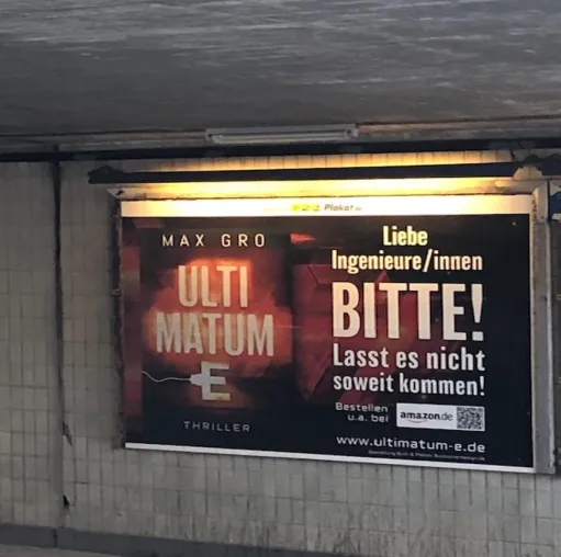 Bild: Provokante Buchwerbung adressiert E-Auto-Entwicklungsingenieure/innen