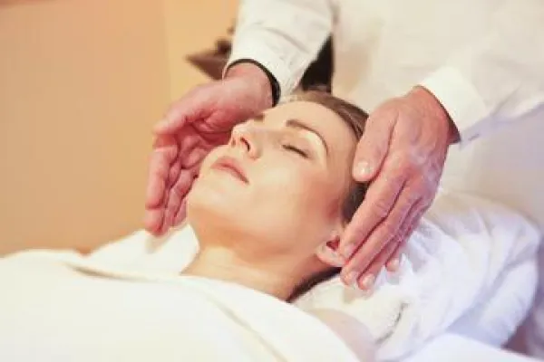 Bild: Osteopathie – ab Herbst auch in Dresden studierbar!