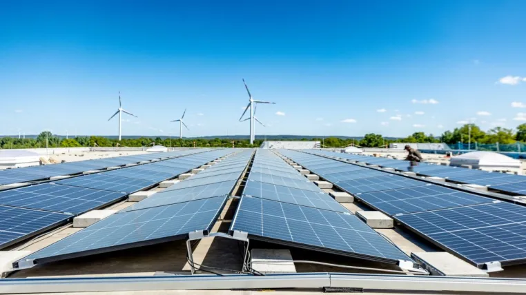 Wasserstoffanlagen-Entwickler Enapter setzt bei Stromversorgung auf nachhaltiges Konzept von Köster Energie Bild: Wasserstoffanlagen-Entwickler Enapter setzt bei Stromversorgung auf nachhaltiges Konzept von Köster Energie