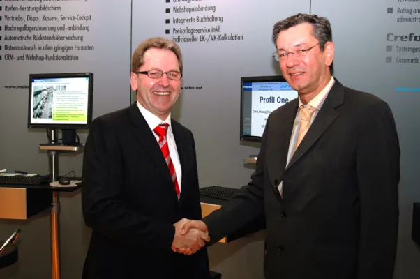 command geht Partnerschaft mit SOTEC ein Bild: command geht Partnerschaft mit SOTEC ein