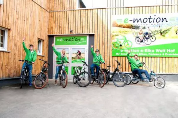 Neueröffnung der e-motion e-Bike Welt Hof am 28.03.2015 Bild: Neueröffnung der e-motion e-Bike Welt Hof am 28.03.2015