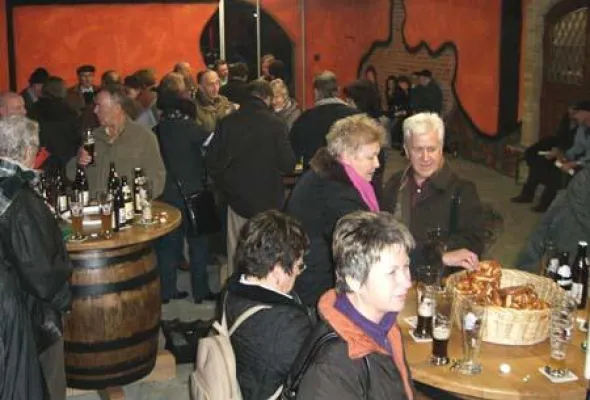 Bild: Große Begeisterung auf touristischer Erkundungsfahrt durch Altmühltal und Hopfenland Hallertau