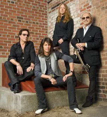 Bild: Urgent - Foreigner gehen im Sommer ’09 auf Deutschland-Tour