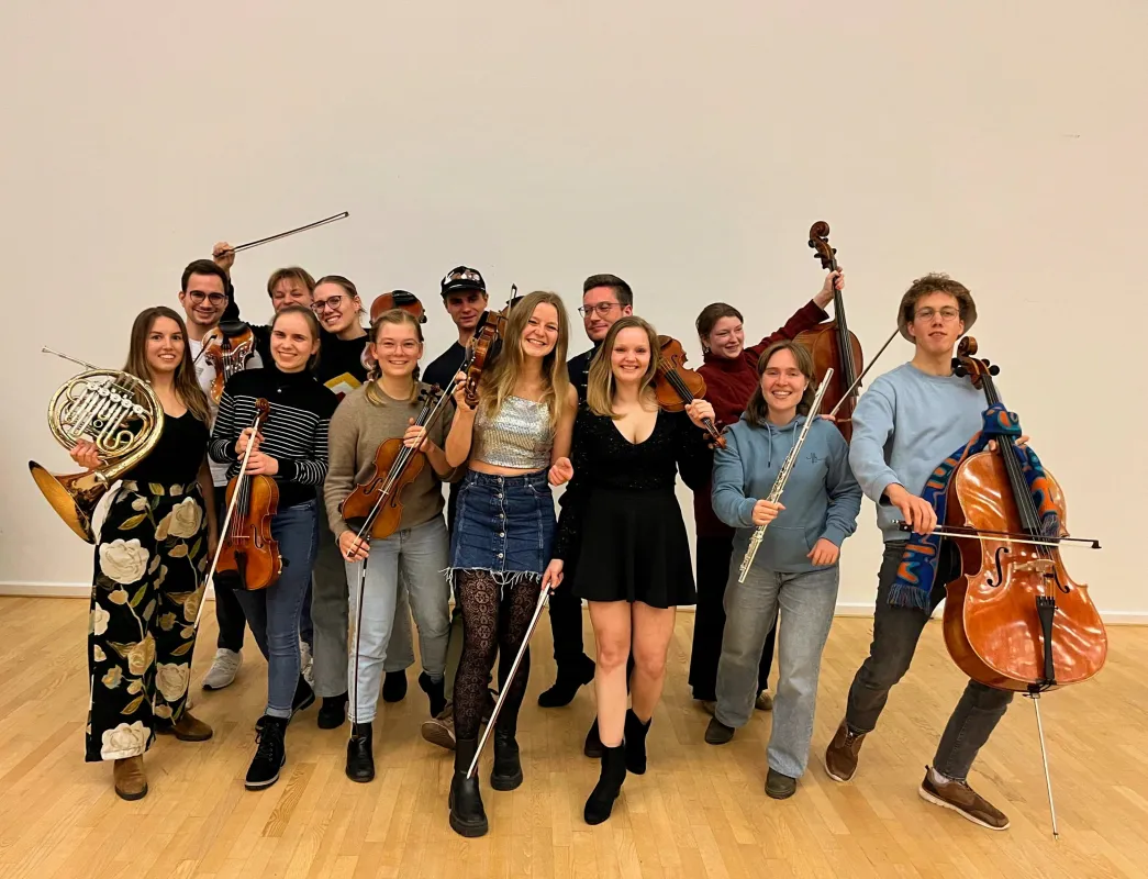 KneipenKlassik - ein Format des FördeKammerorchesters e.V. (© Nora Hoffmann)