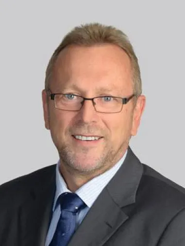 Bild: Verstärkung im Geschäftsbereich lbase: Raimund Juriga als Leiter Kundenprojekte mit an Bord