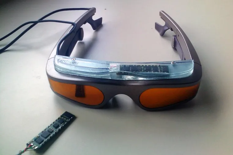 Bild: IFA 2010: Visenso und Carl Zeiss präsentieren innovatives 3D-Headtrackingsystem für neuen Cinemizer OLED