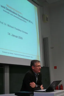 Bild: Zahlreiche Interessenten besuchen Informationsveranstaltung zum Tourismus-Master der Hochschule Harz (FH)