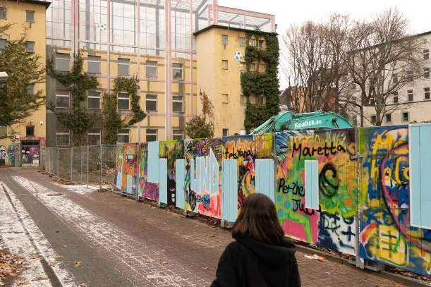 Bild: ZENJOB: Berliner Studenten helfen in Kreuzberger Obdachlosenunterkunft