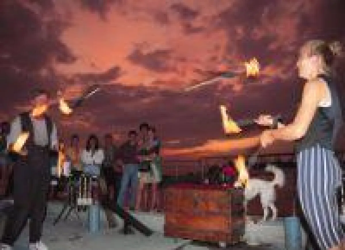 Sonnenuntergang am Mallory Square © Copyright Florida Keys & Key West