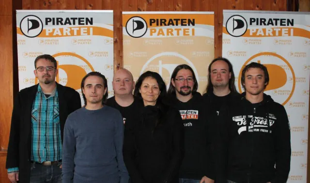 Bild: Bezirksparteitag der Piratenpartei Oberpfalz - Vorstand wieder komplett