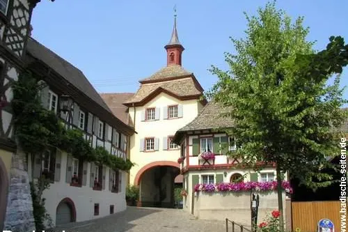 Bild: Burkheim am Kaiserstuhl