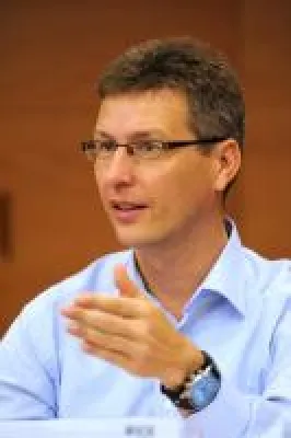 Bild: Umfrage-Ergebnisse des IT-Systemhauses CEMA zum Thema „Applikationsbereitstellung“