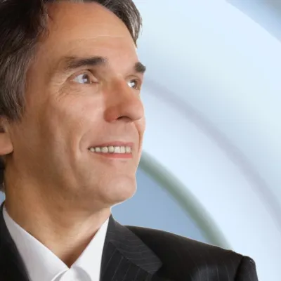 Bild: Gestresst? Energielos? Antarion Reinhard zeigt, wie bedrückende Lebenssituationen beendet werden können